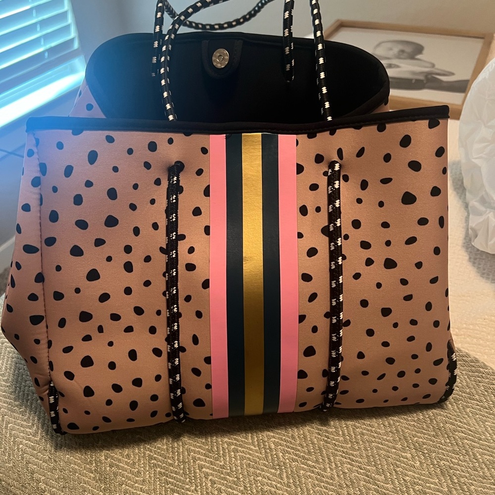 Neoprene bag